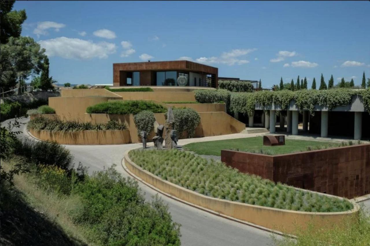 Tina De Vila, En La Capital Del Vino Vilafranca del Penedès Eksteriør bilde