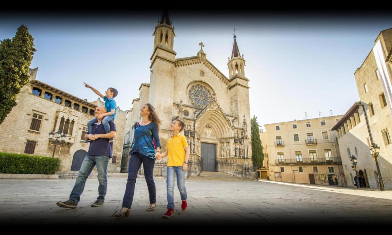 Tina De Vila, En La Capital Del Vino Vilafranca del Penedès Eksteriør bilde